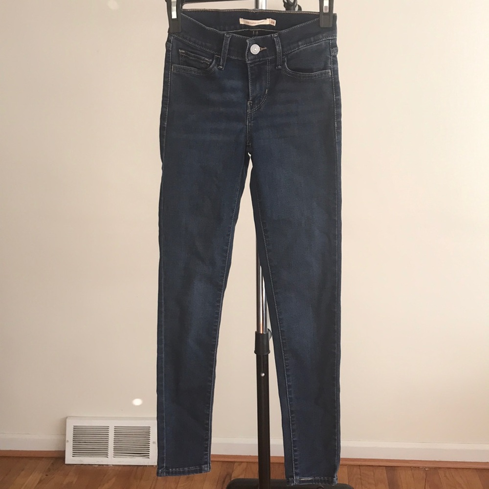 Dark Wash Levi’s Super Skinny Jeans